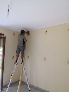 Insufflaggio con cellulosa o fibra di vetro o lana di roccia o microsfere Neopor